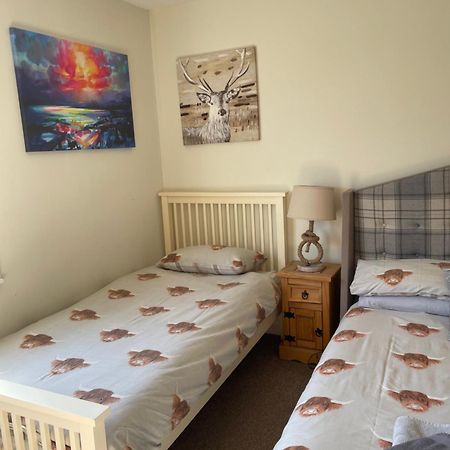 Charleston Apartment Self Catering 5 Min Drive From Town Centre 因弗内斯 外观 照片