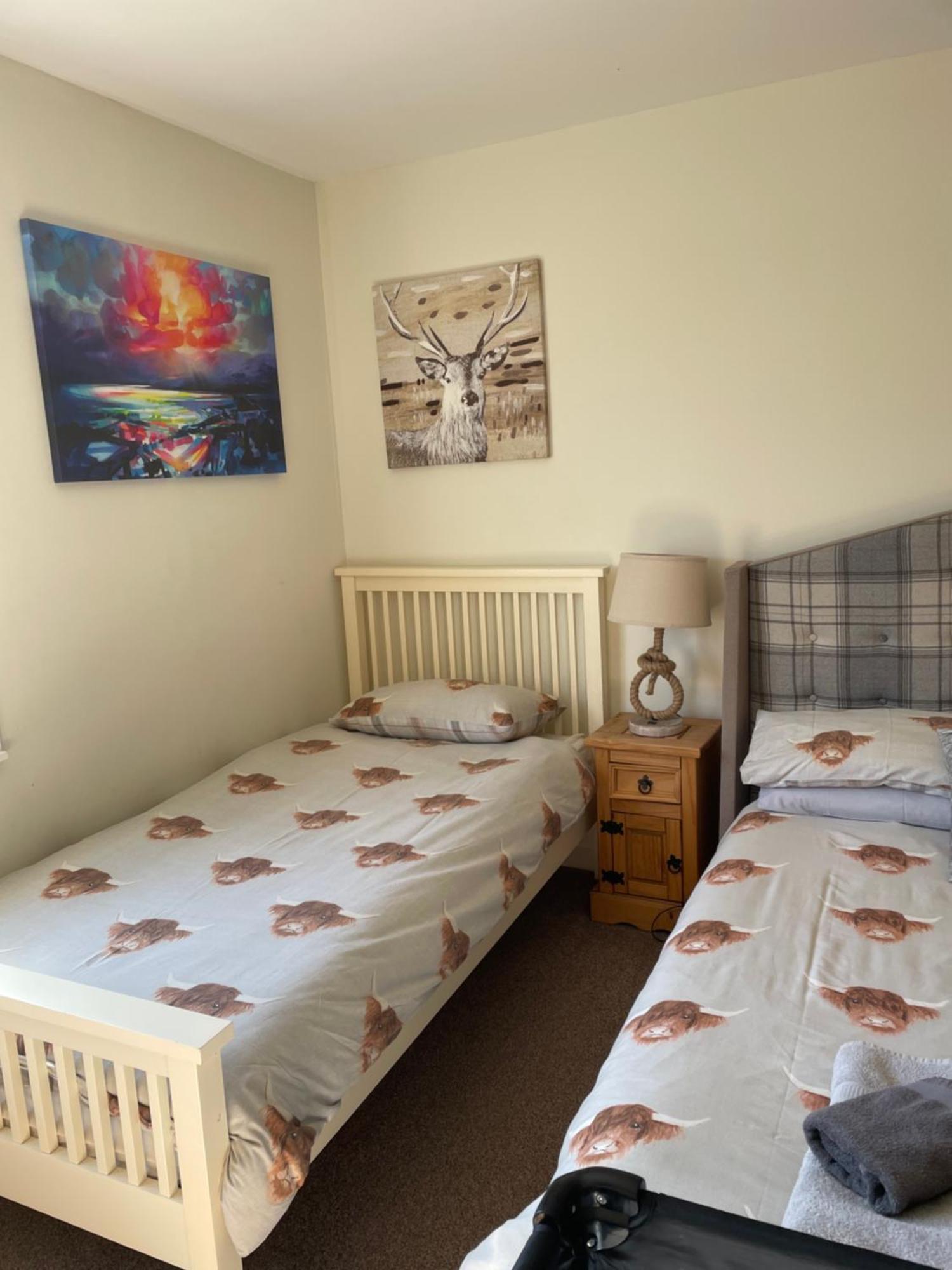 Charleston Apartment Self Catering 5 Min Drive From Town Centre 因弗内斯 外观 照片